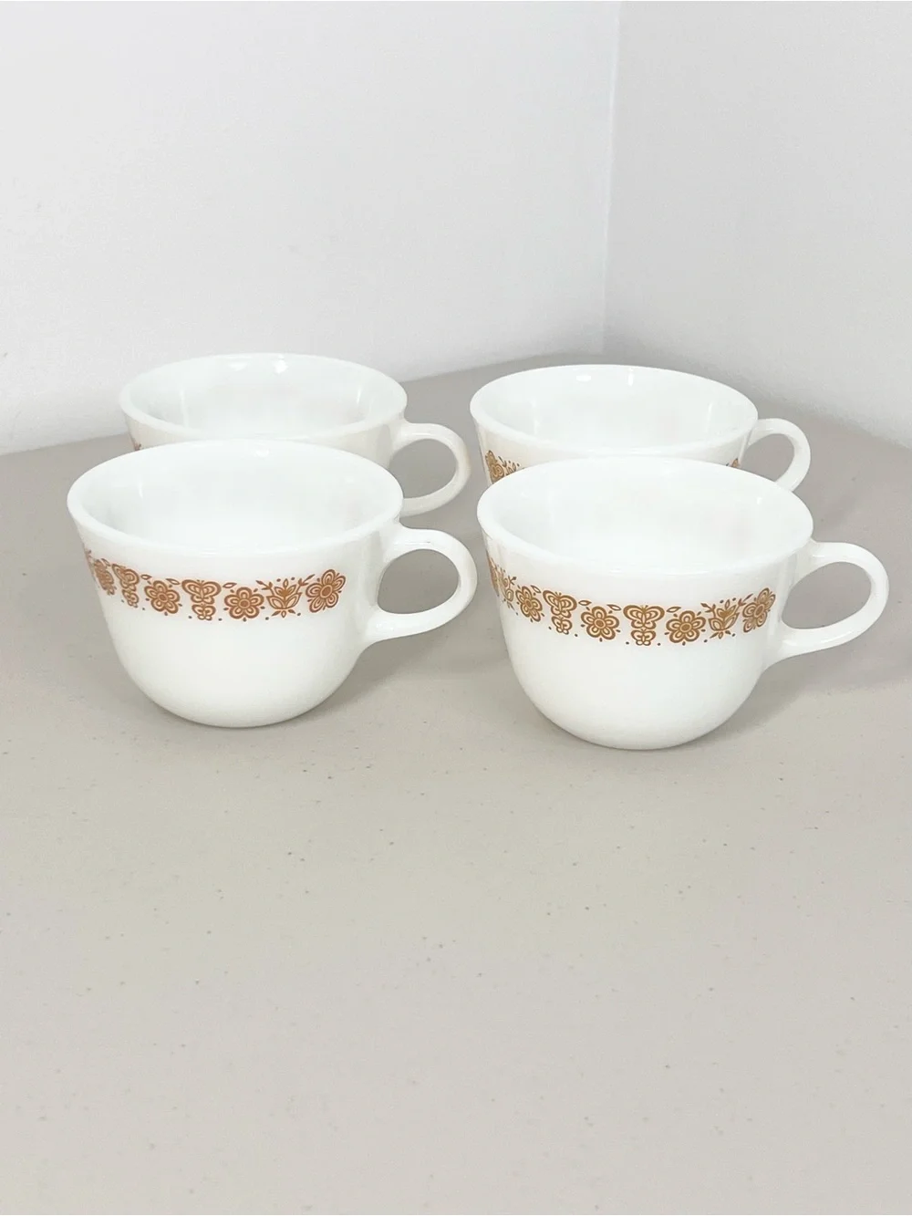Vintage Set of 4 Pyrex Butterfly Gold Milk Glass Coffee Tea Cup
